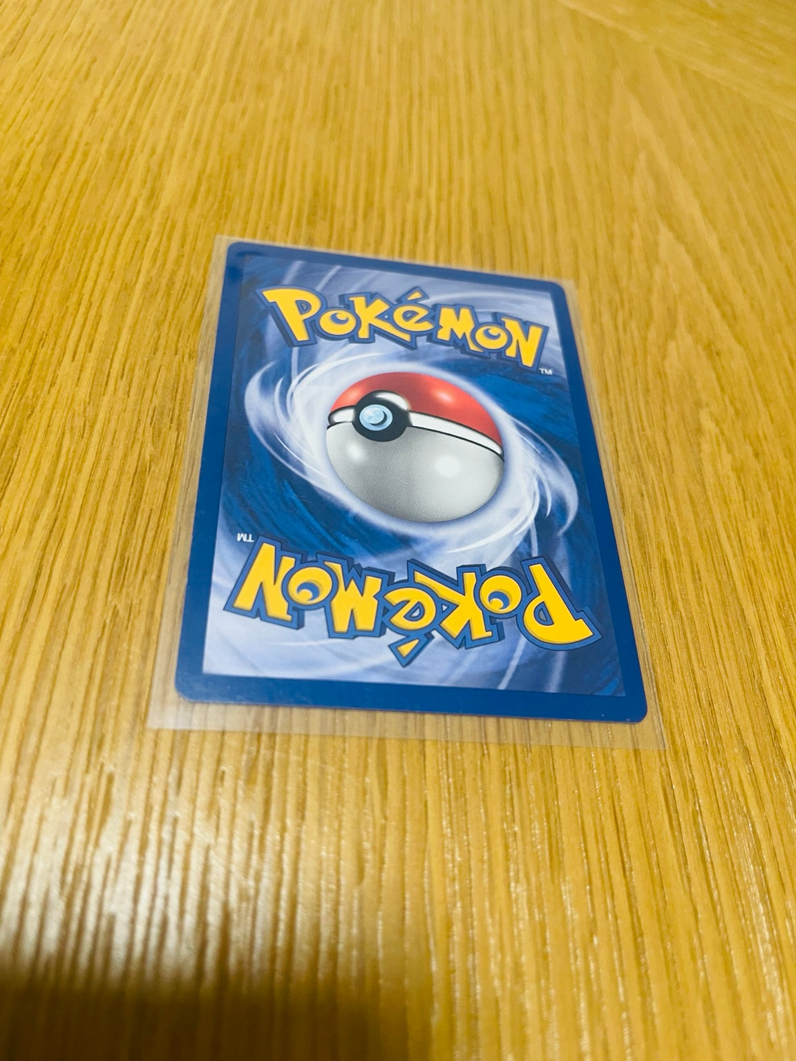 Abra Base Set 1.ª edición española, reverso de la carta fotografiada
