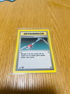 Mantenimiento Base Set 1.ª edición española, anverso de la carta fotografiada