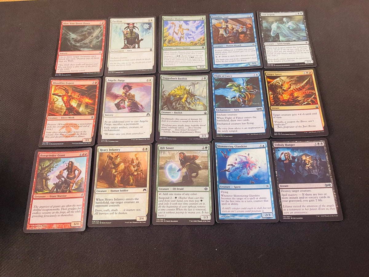 Fotografía real de cartas comunes en inglés, ejemplo del Starter Mix
