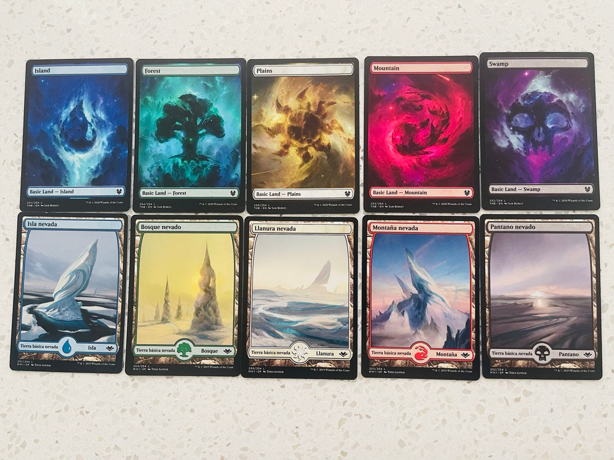 Diez tierras Magic: cinco full art en inglés y cinco nevadas en español